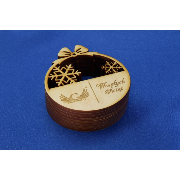 Weihnachtsbaumkugeln aus Sperrholz mit beliebiger Gravur - Abmessungen 71x82mm - BDR001