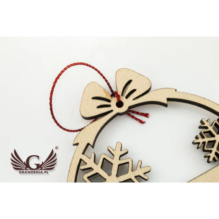 Weihnachtsbaumkugeln aus Sperrholz mit beliebiger Gravur - Abmessungen 71x82mm - BDR001