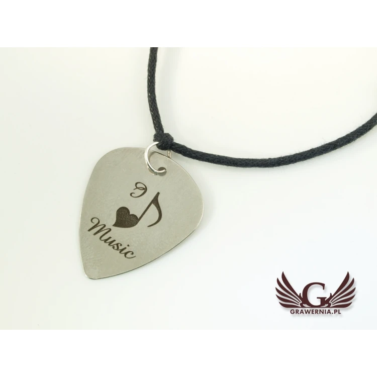Schnurarmband mit Gitarren-Plektrum