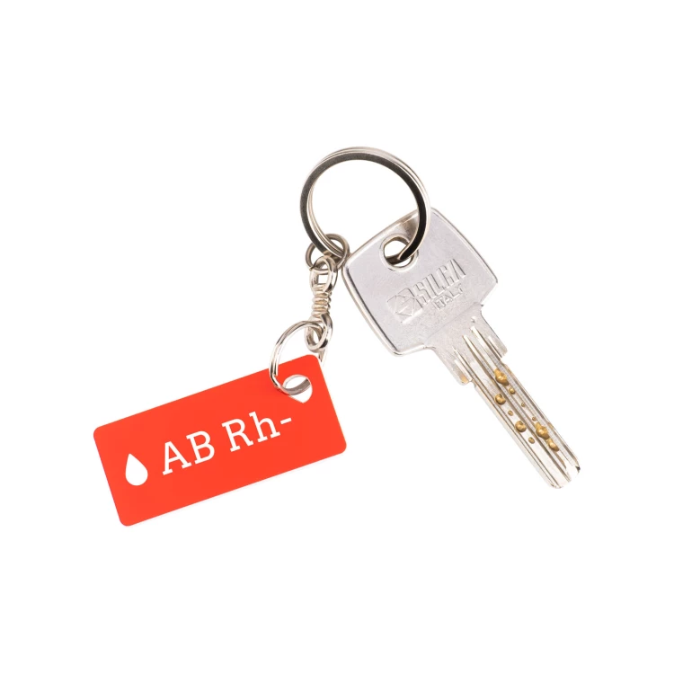 Schlüsselanhänger mit Ihrer Blutgruppe - rotes Gravierlaminat - Abm. 19x44mm - BRL033