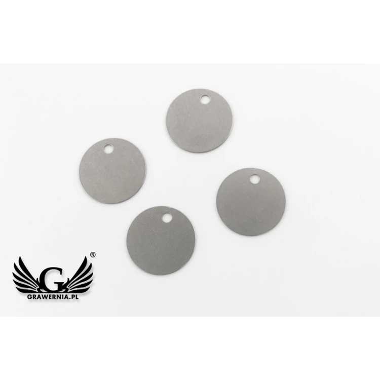 Metallischer Schlüsselanhänger - DORA Stahl 1mm dick - Maße: 30x30mm - BM035