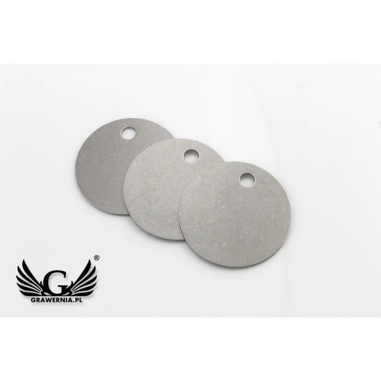 Metallischer Schlüsselanhänger - DORA Stahl 1mm dick - Maße: 30x30mm - BM035