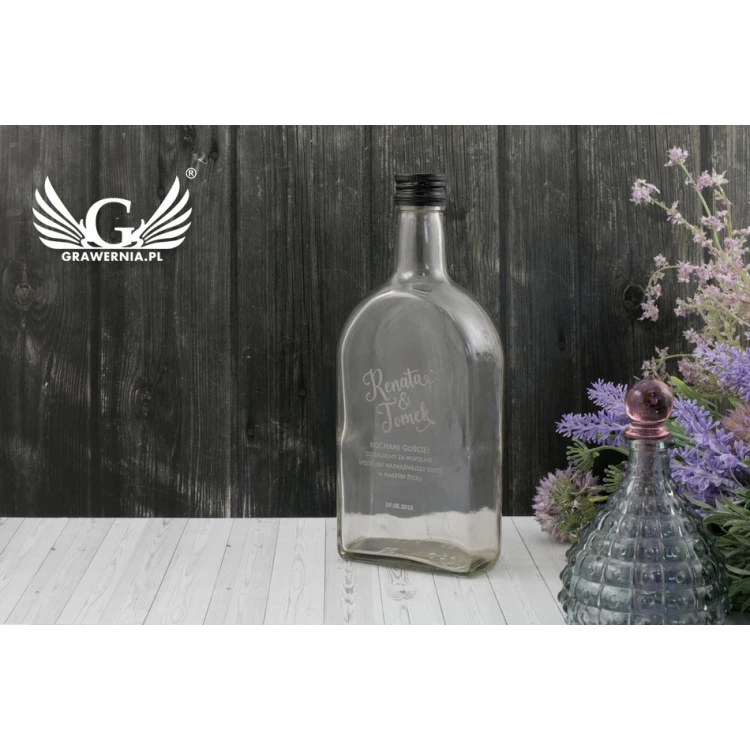 Hochzeitsflasche für Alkohol - lasergraviert - Fassungsvermögen 500ml - BUT005