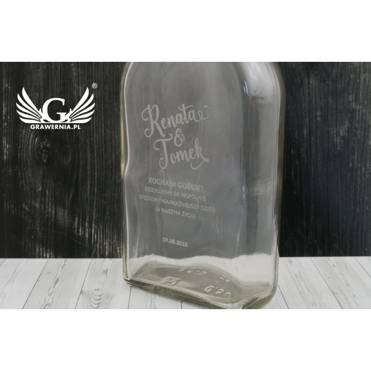 Hochzeitsflasche für Alkohol - lasergraviert - Fassungsvermögen 500ml - BUT005