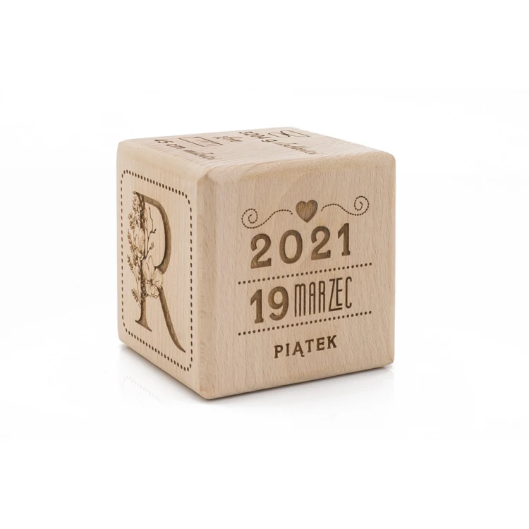 Holzwürfel mit Kindesmetrik in einer Holzbox mit Gravur - Taufgeschenk - KSD003
