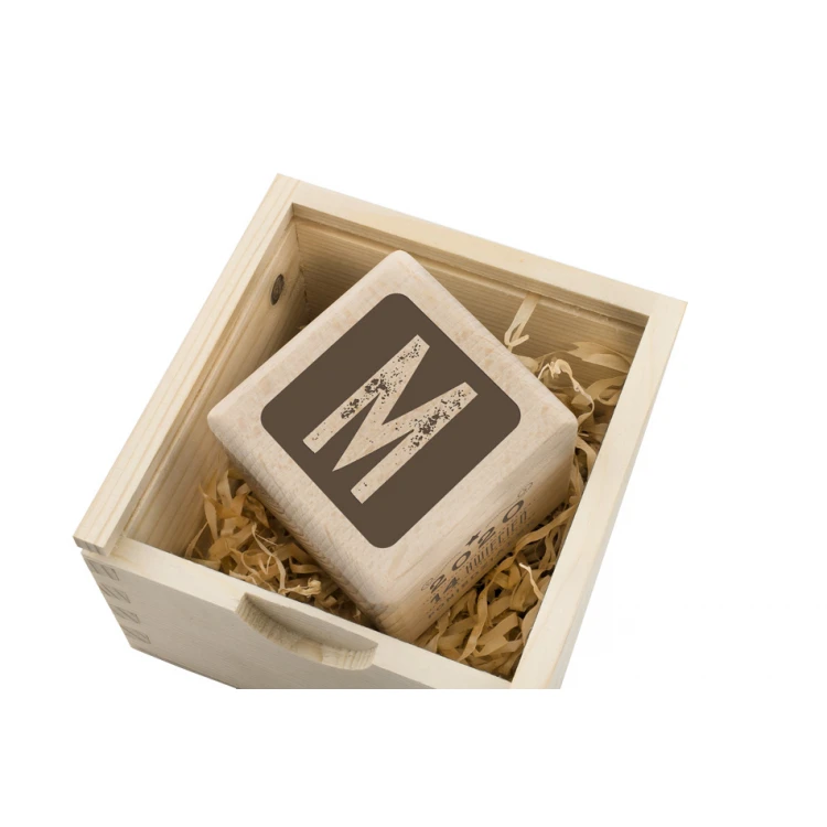 Holzwürfel mit Kindesmetrik in einer Holzbox mit Gravur - Taufgeschenk - KSD005