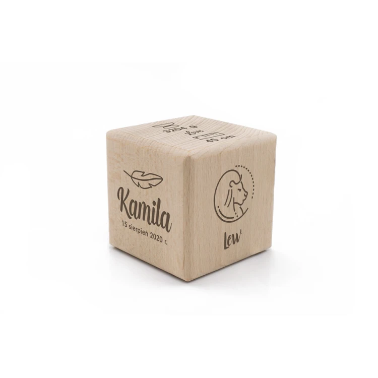 Holzwürfel mit Kindermessdaten in einer Holzbox mit Gravur - Geschenk zur Taufe - KSD007
