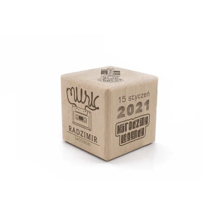 Holzwürfel mit Kindesmetrik in einer Holzbox mit Gravur - Taufgeschenk - KSD009