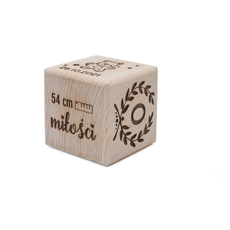 Holzwürfel mit Kindesmetrik in einer Holzbox mit Gravur - Taufgeschenk - KSD004