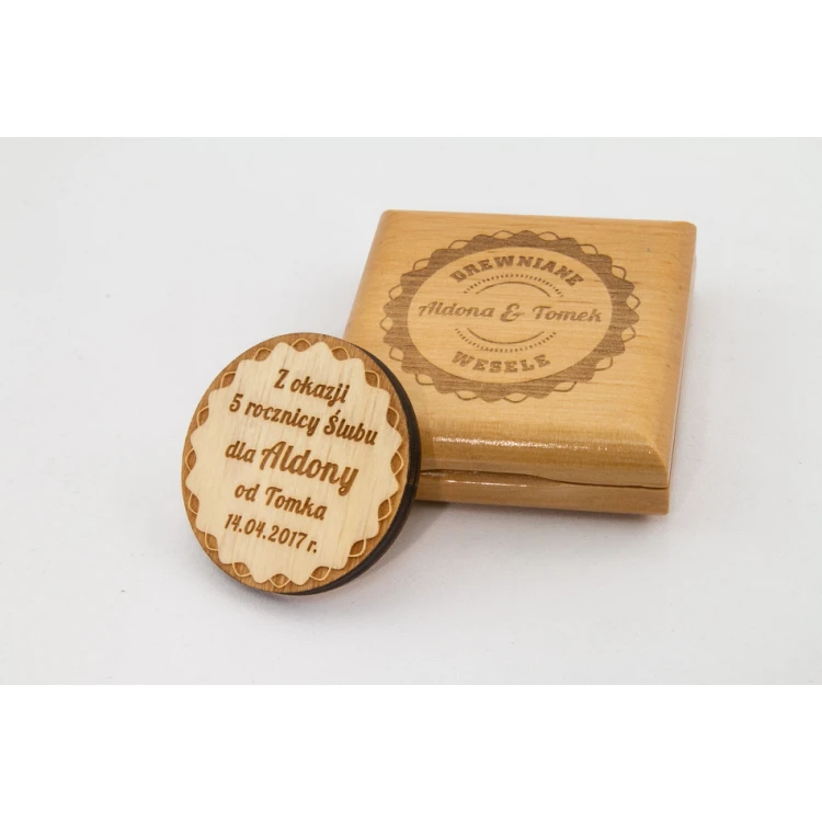 Holzmünze zum 5. Hochzeitstag in einer Box - MGR013