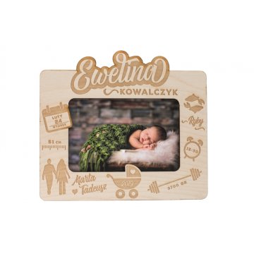 Holzrahmen mit Gravur für Babyfoto - RAM003