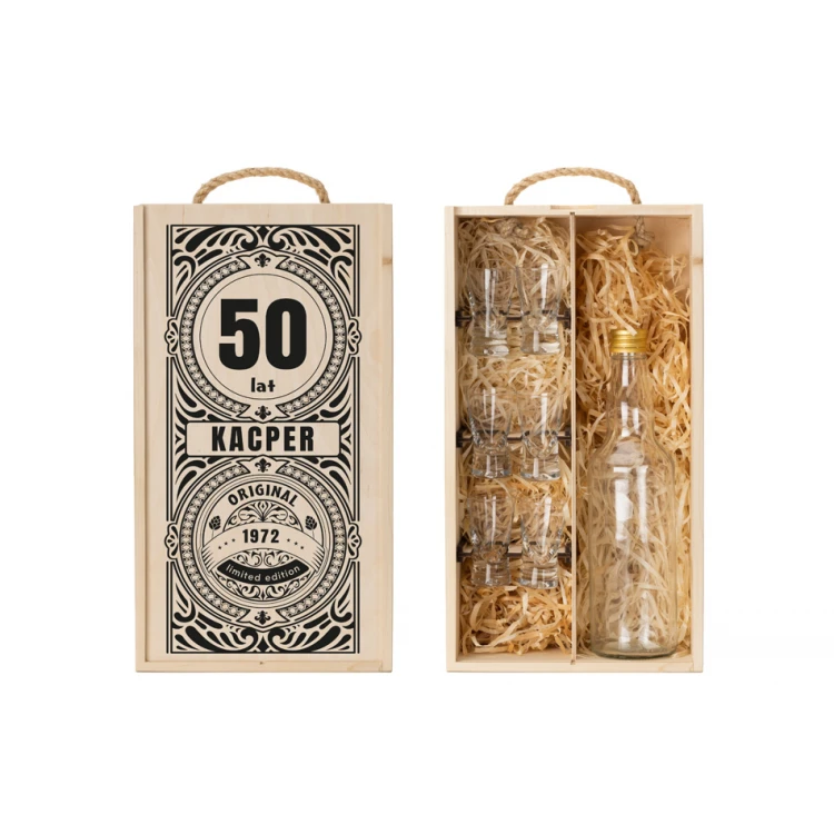 Holzkiste für Wodka mit einem Set von 6 Gläsern - Limitierte Auflage - SK066