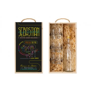 Holzkiste für Wodka mit einem Set von 6 Gläsern für den Junggesellenabend - SK069