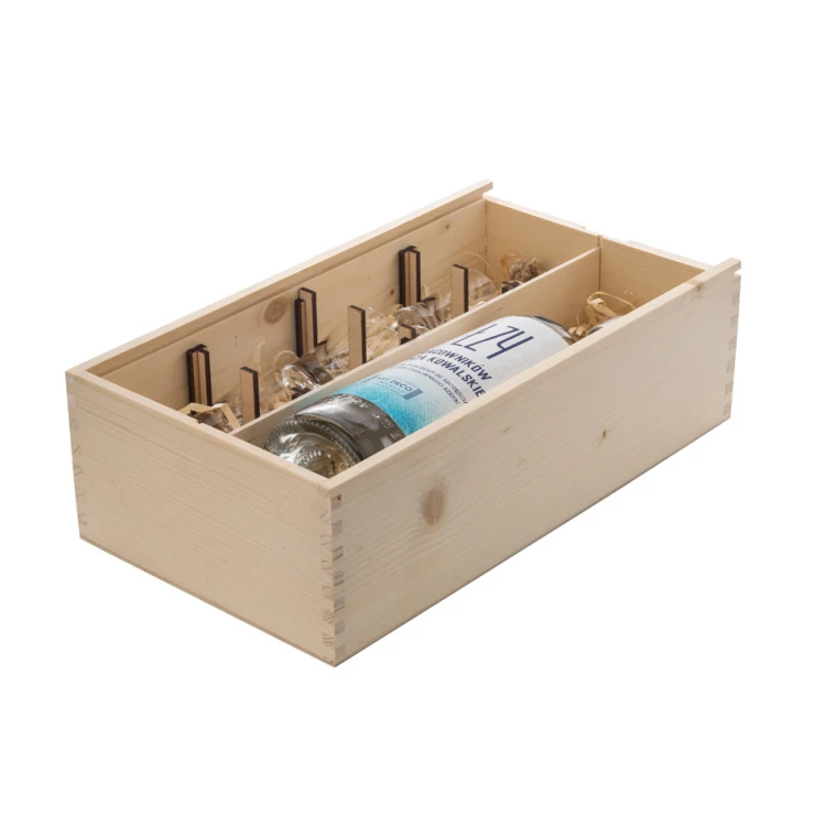 Holzkiste für Wodka mit einem Set von 6 Gläsern - Geschenk für den Chef - SK070