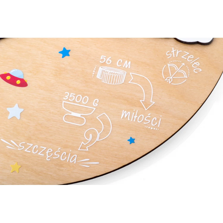 Holzschild mit Kindernamen und Geburtsdaten - Astronaut - Durchmesser 290mm - NAP073