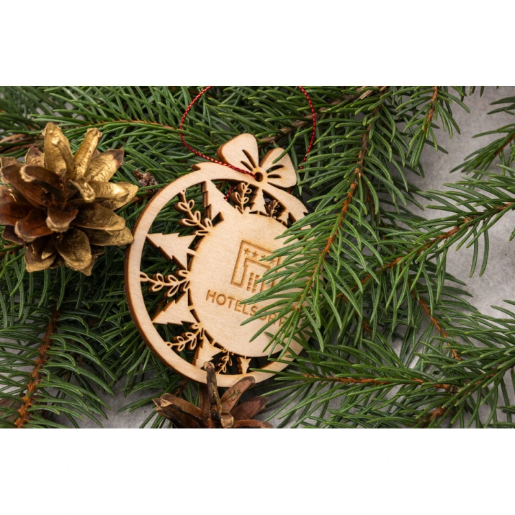Holz-Weihnachtskugeln - Größe 71x83mm - individuelle Gravur - BDR041