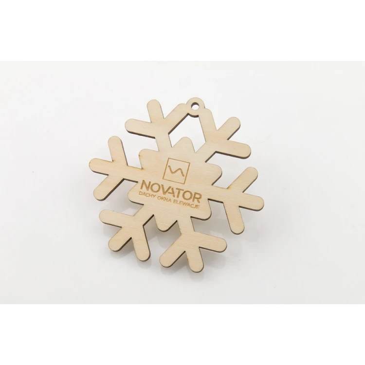 Holzschneeflocken Christbaumkugeln - Größe 74x71mm - individuelle Gravur - BDR027