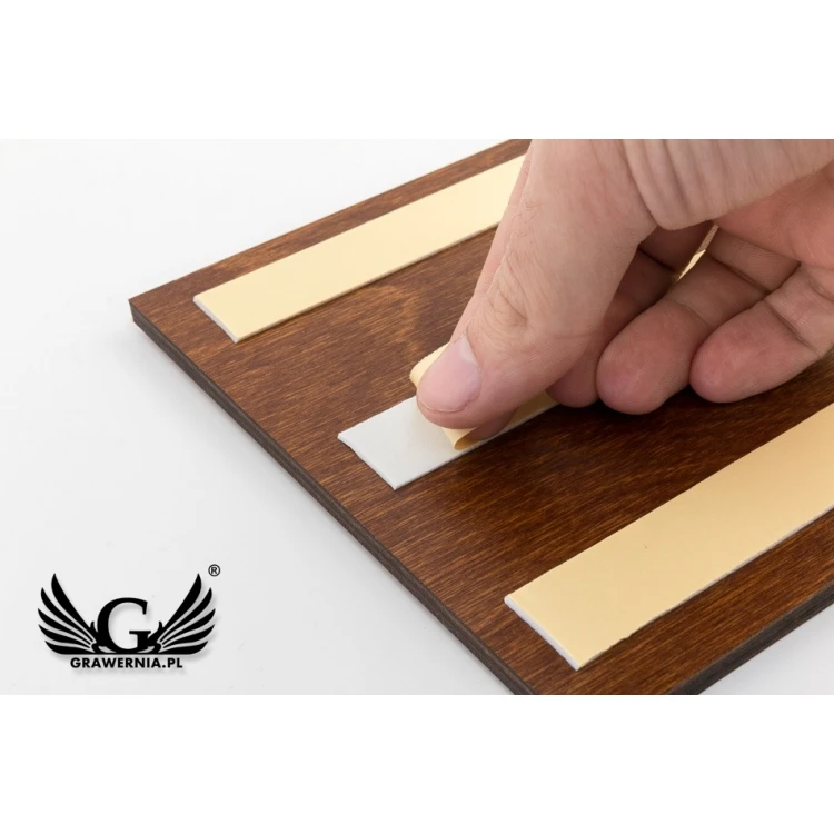 Holzzertifikat Andenken mit graviertem Schild - Abmessungen: 250x150mm - TAB104