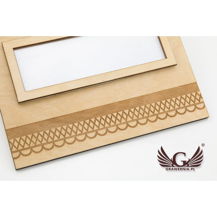 Holzschild mit Fenster Folk - Abm. 200x200mm - SZK011