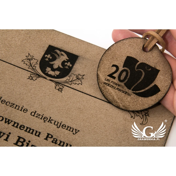 Lederdiplom mit Schnürbindung - DSK007