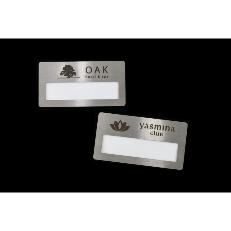 Exklusiver Ausweis mit Fenster - 68x36mm - ID092 - Stahl