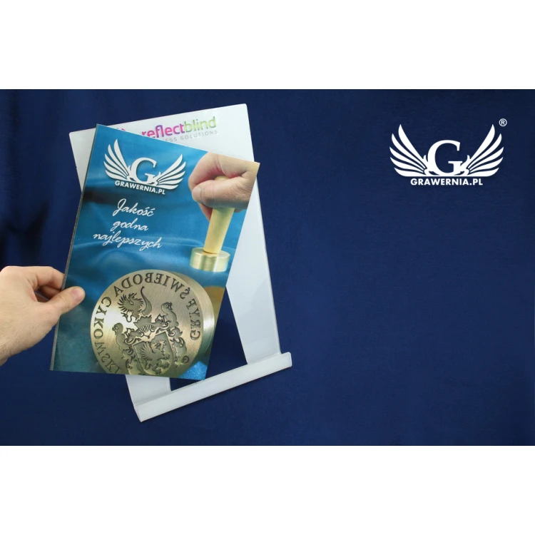 Akryl-Display - Format A4 - UV-Drucklogo - Modell K005