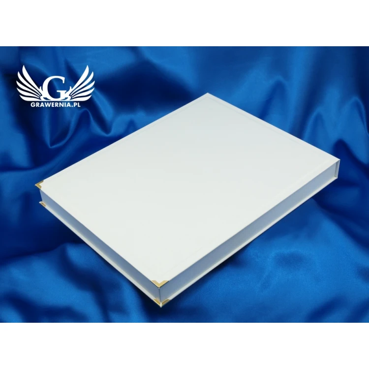 EXKLUSIVES WEISSES ETUI für Diplom 230x305mm
