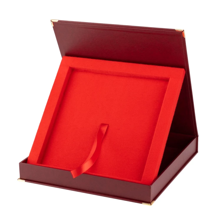 Rotes quadratisches Diplomhülle 200x200mm - ET058