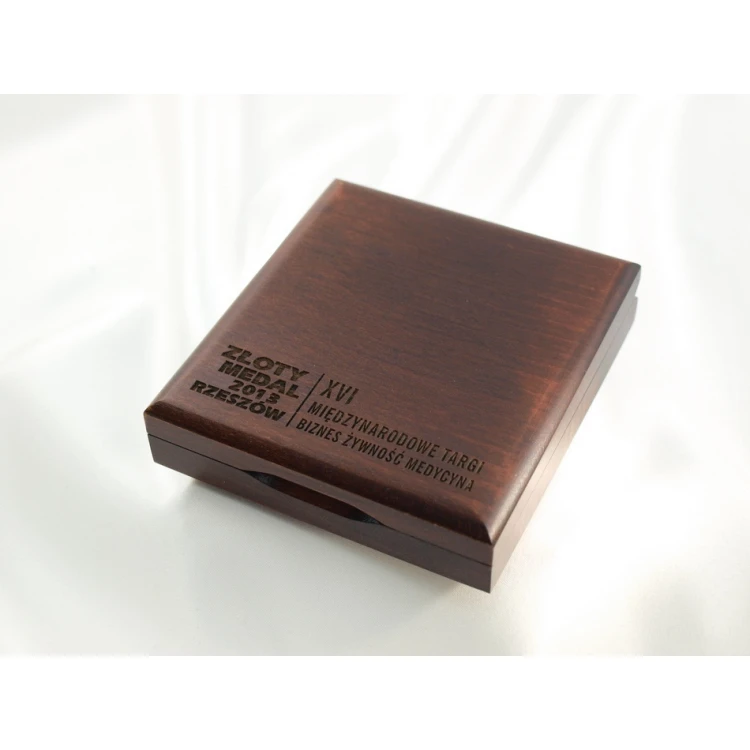 Holzbox Etui mit zwei Fächern für Medaillen mit einem Durchmesser von 80mm - KAS12