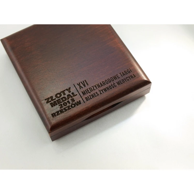 Holzbox Etui mit zwei Fächern für Medaillen mit einem Durchmesser von 80mm - KAS12