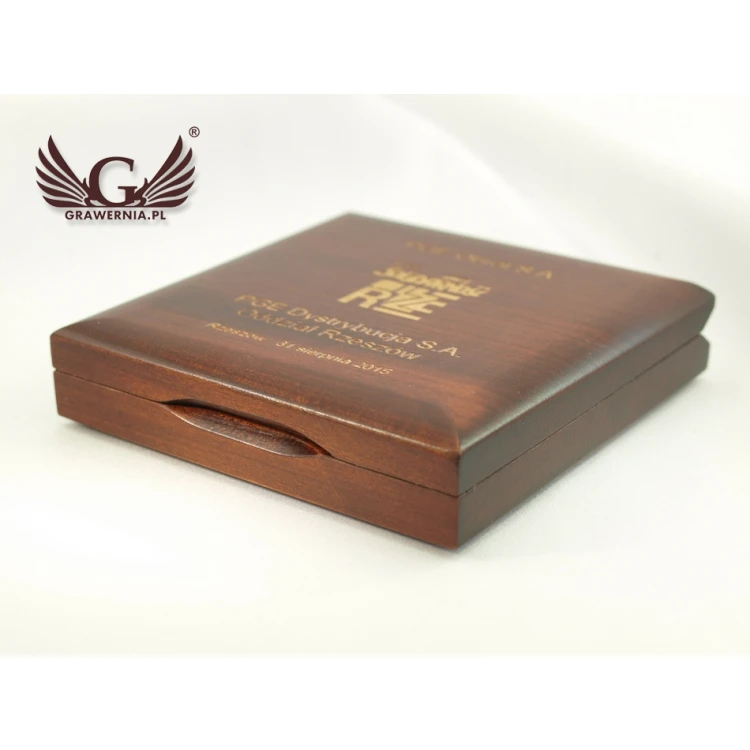 Holzbox Etui mit einzelner Medaillenfach für eine Medaille mit einem Durchmesser von 80mm