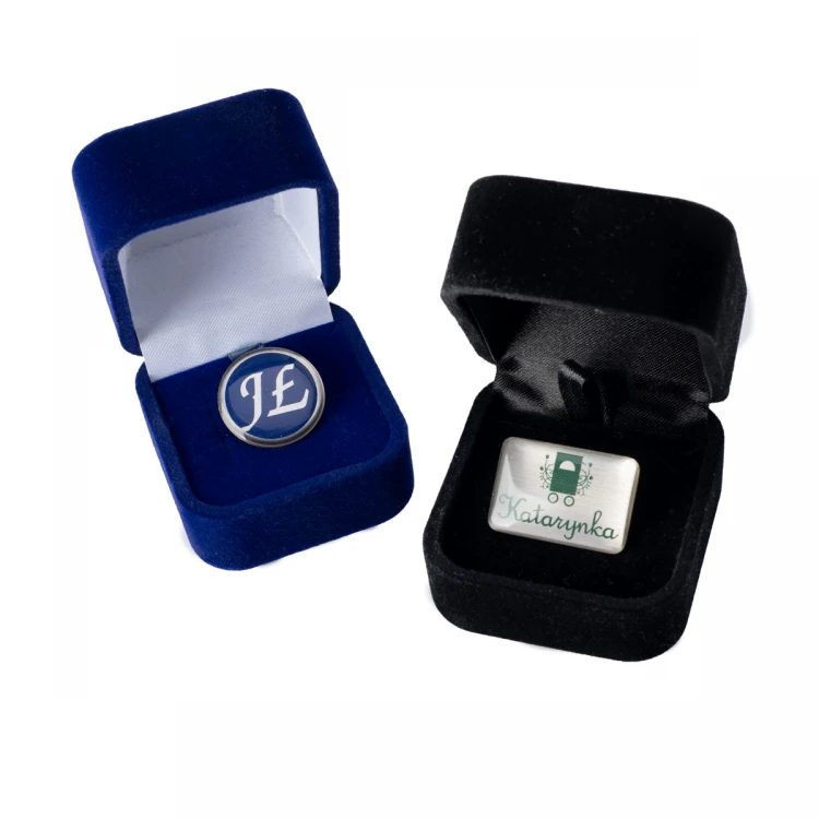 Exklusives Etui für Metall-Pins - 2 Farben - Abm. 45x50x35mm