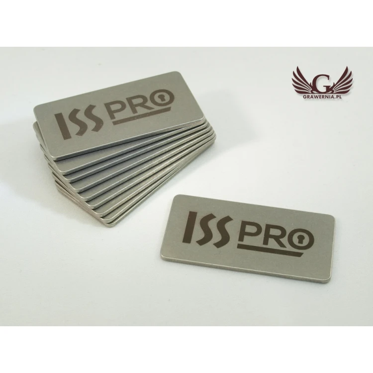 METALLPLATTE MIT DEM LOGO IHRES UNTERNEHMENS - Abmessungen 50x25x1,5mm
