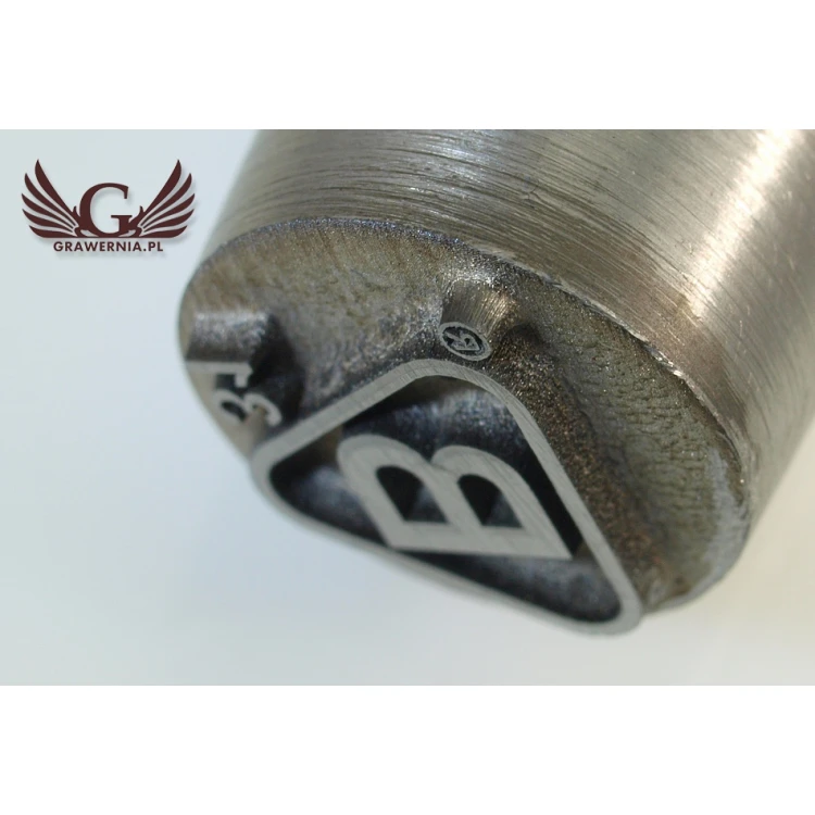 Gravur von Stahlstempeln - erhabene Gravur - Durchmesser 15mm