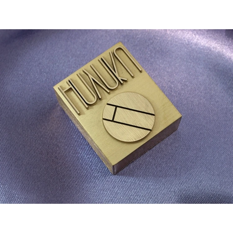 HOTSTAMP - Messingprägestempel / Siegel für Heißprägung des Logos - Abmessungen: 30x25mm