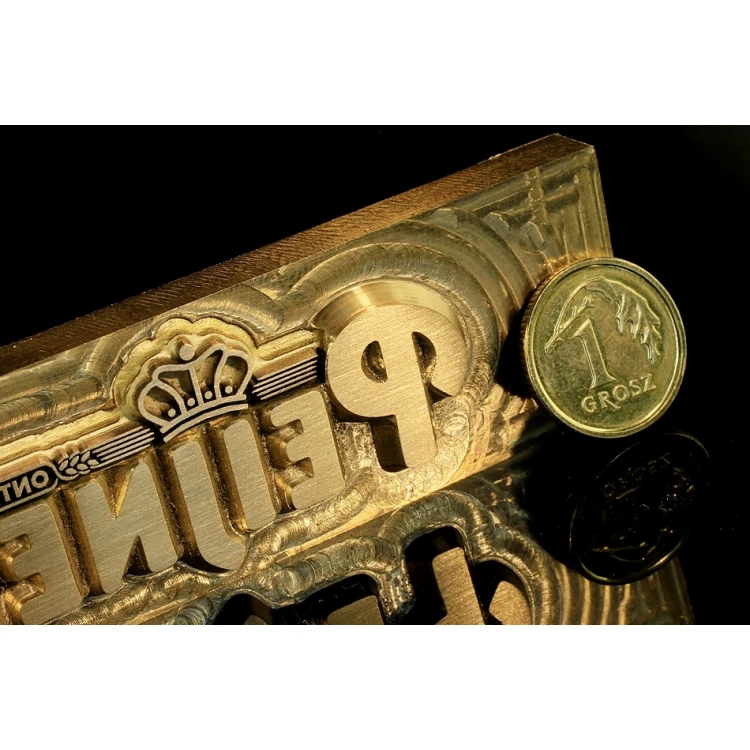 HOTSTAMP - Matrize / Siegel zum Prägen von Logos im Heiß- und Kaltverfahren - Matrizengröße: 113x24mm - CNC und LASER