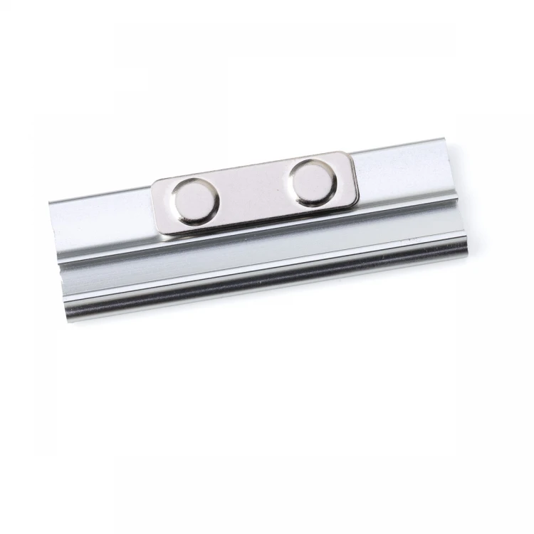 Aluminiumausweis mit austauschbarer Gravurplatte - 70x20mm - ID061