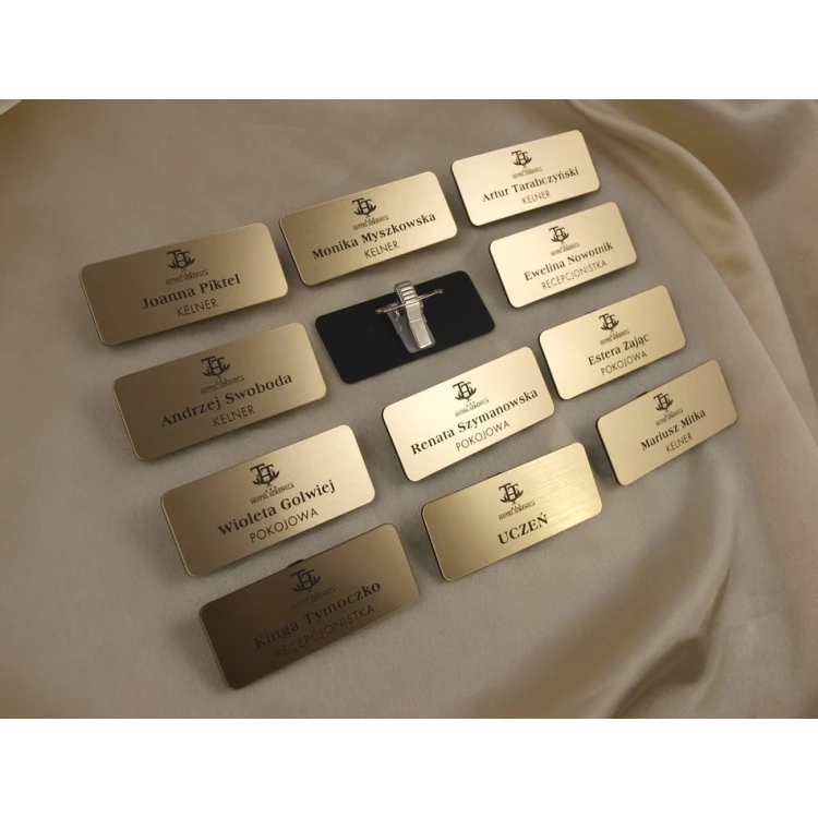 Ausweis für Mitarbeiter Gold 75x30mm - ID006