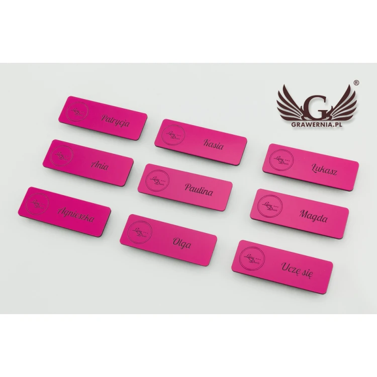Namensschild für Mitarbeiter PIN - rosa mit schwarzer Gravur - 69x25mm - abgerundete Ecken - ID030