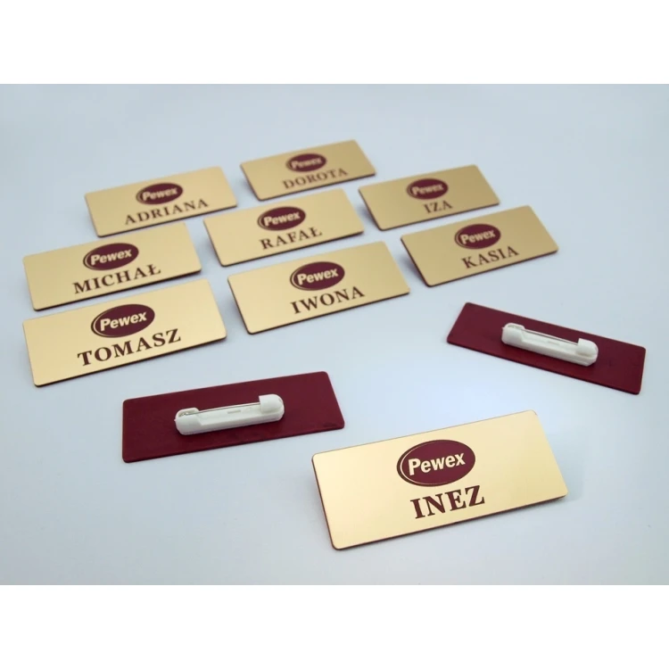 Hotel Ausweis - Gold mit roter Gravur - 75x30mm - ID017