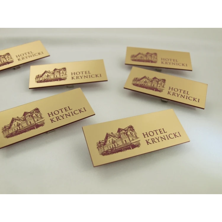 Hotel Ausweis - Gold mit roter Gravur - 75x30mm - ID017