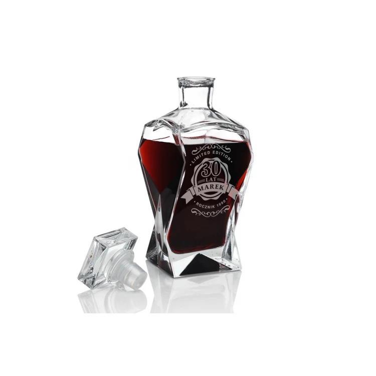Karaffe mit Gravur für Whisky, Wein und Liköre - LOUIS - Geburtstagsgeschenk - KAR009
