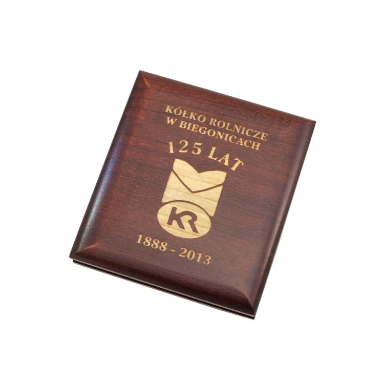 Holzbox Etui mit einzelner Medaillenhalterung für Medaillen mit 70mm Durchmesser - KAS06