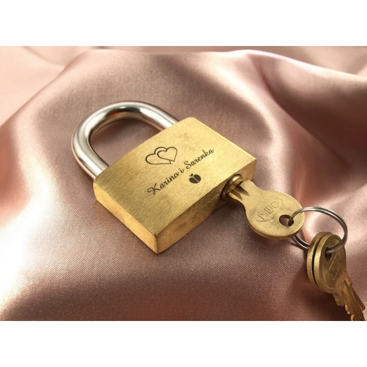Liebesschloss - Messing Gold - beliebige Gravur - KZ001