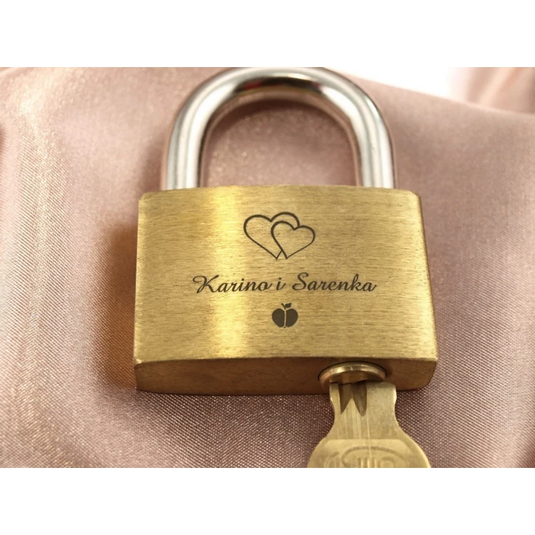 Liebesschloss - Messing Gold - beliebige Gravur - KZ001