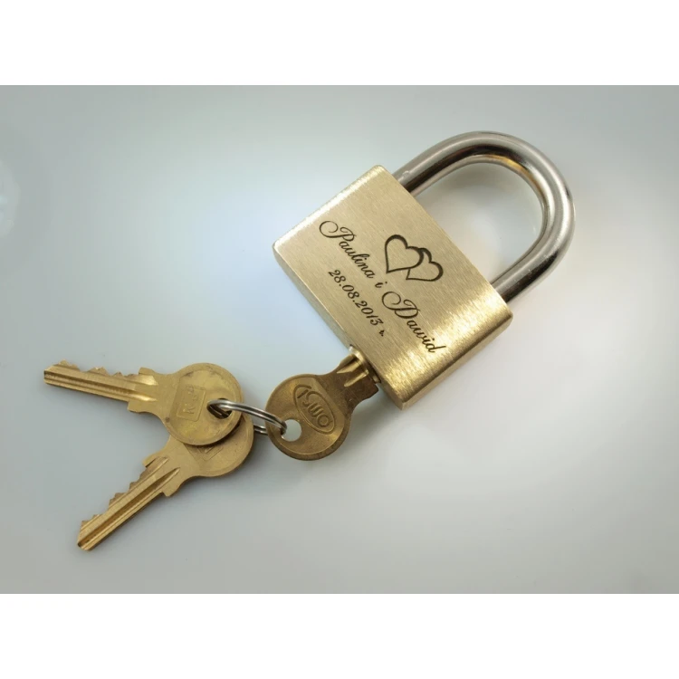 Liebesschloss - Messing Gold - beliebige Gravur - KZ001