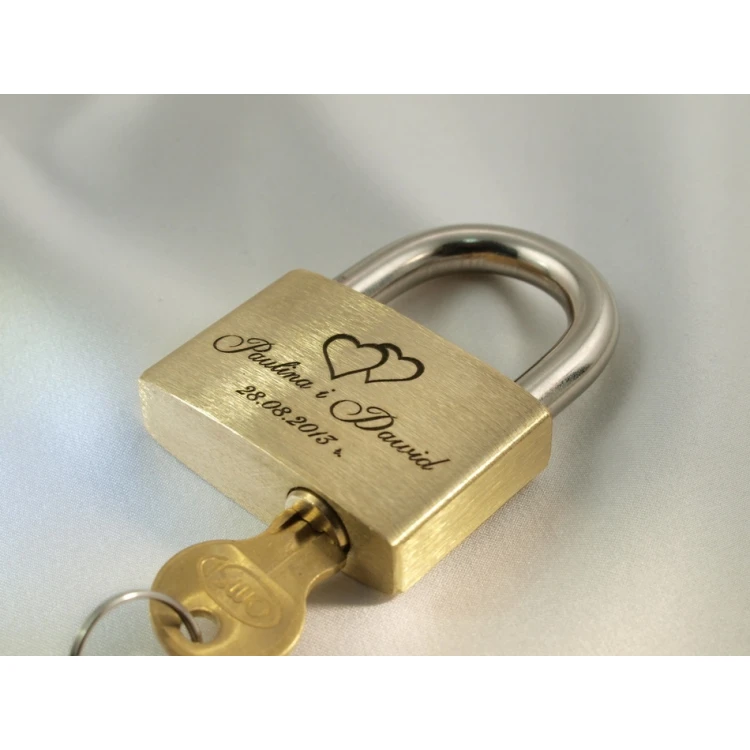 Liebesschloss - Messing Gold - beliebige Gravur - KZ001