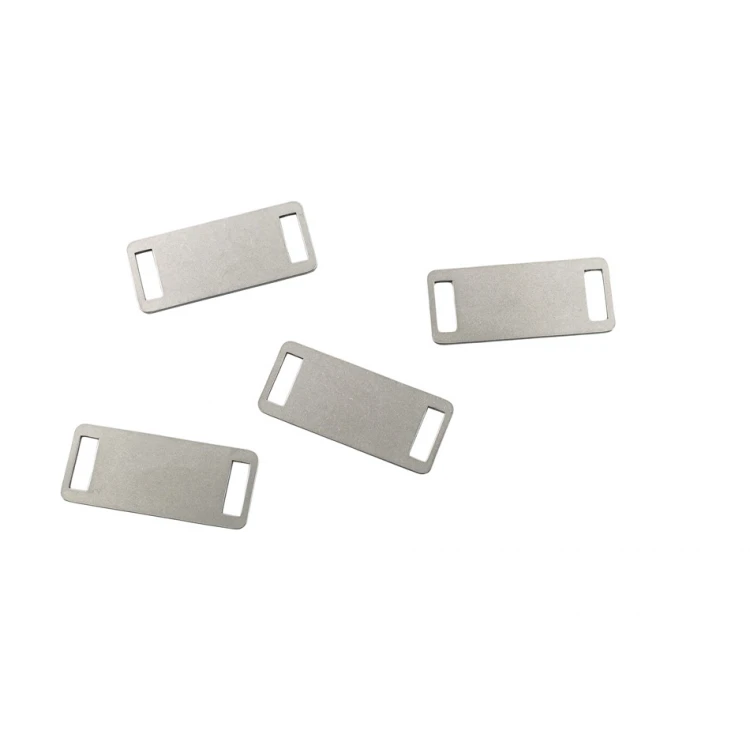 Stahlkleidungsetiketten - Abmessungen: 35x15mm - ME20