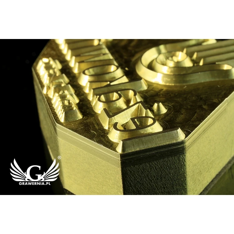 Stampf für das Prägen von Logos im Heiß- und Kaltverfahren - Matrizengröße 32x27mm oder 44x52mm - CNC