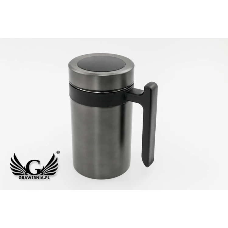 Thermobecher mit Gravur - BOSS - Fassungsvermögen 430ml - KUB011